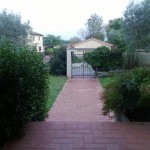 L'ingresso al condominio